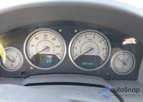 2009 Chrysler Town & Country Touring from USA, damaged, VIN 2A8HR54119R613426